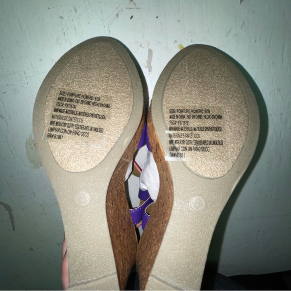 Pink and Purple Sandle Wedges Size 8 - Picture 4 of 5